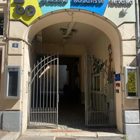 Central Vita Apartment Appartement Rijeka